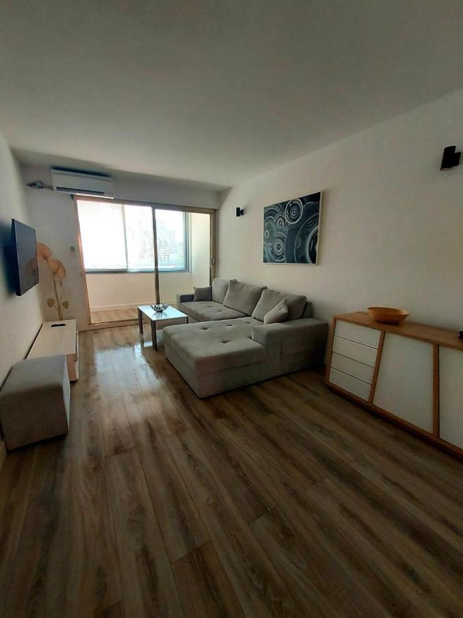 Appartement T3 Plein Centre Ville Le Lavandou Eksteriør billede